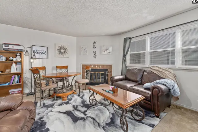 Photo of 1705 E 24th Ave, Hutchinson, KS