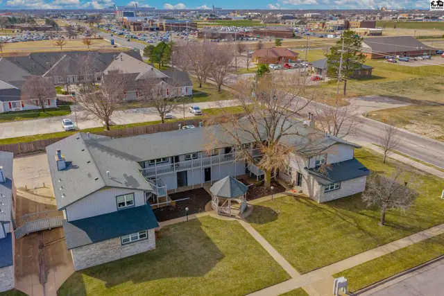Photo of 1701 E 24th Ave, Hutchinson, KS