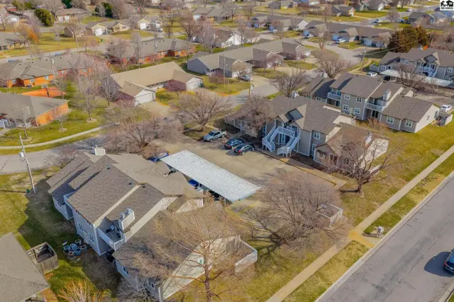 Photo of 1704 E 24th Ave, Hutchinson, KS
