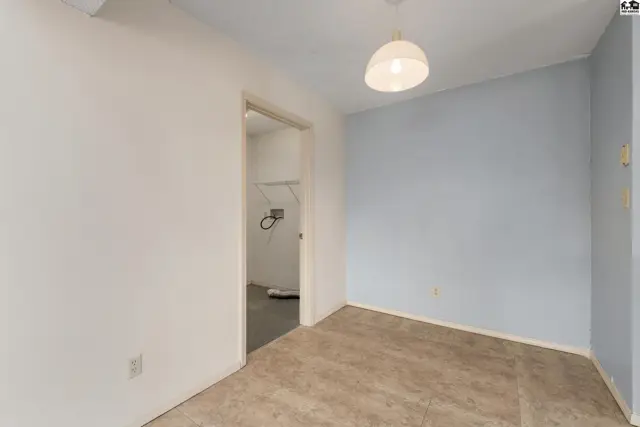 Photo of 1704 E 24th Ave, Hutchinson, KS