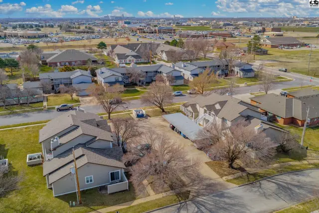 Photo of 1710 E 24th Ave, Hutchinson, KS