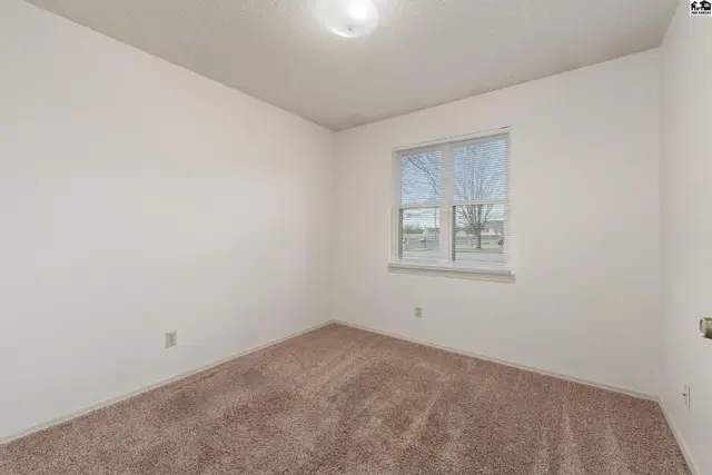 Photo of 1710 E 24th Ave, Hutchinson, KS