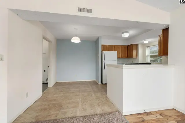 Photo of 1710 E 24th Ave, Hutchinson, KS