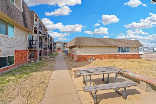Photo of 103 E 7th Ave, South Hutchinson, KS