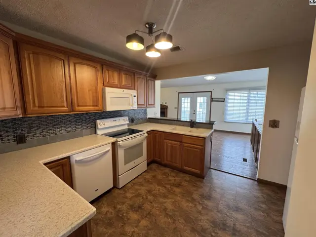 Photo of 619 Stout St, Pratt, KS