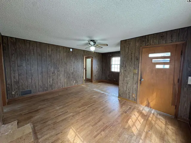 Photo of 619 Stout St, Pratt, KS