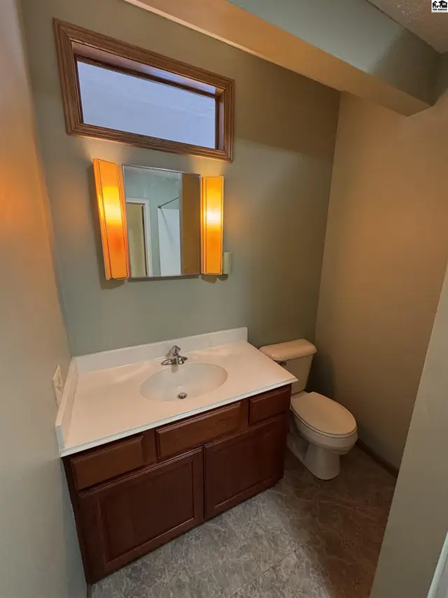 Photo of 619 Stout St, Pratt, KS
