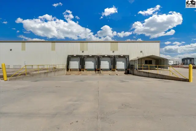 Photo of 901 Corey Rd, Hutchinson, KS