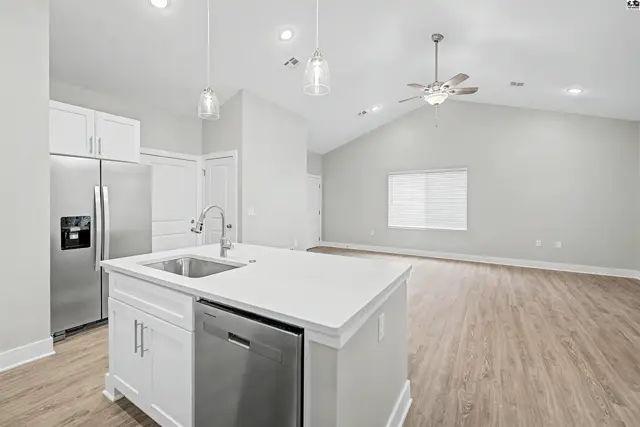 Photo of 2718 Amelia Ln, Salina, KS