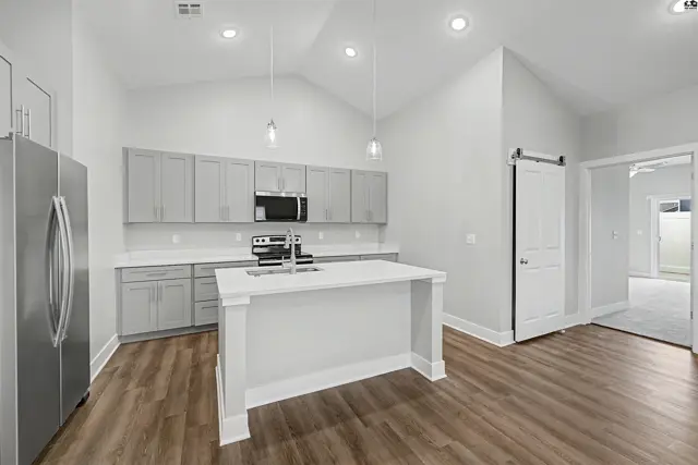 Photo of 2716 Amelia Ln, Salina, KS