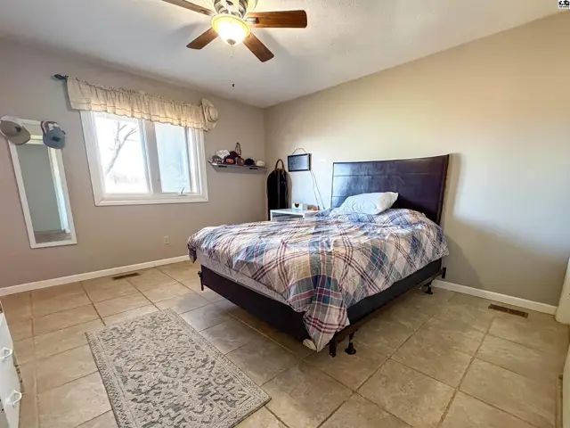 Photo of 315 E Forest Ave, South Hutchinson, KS