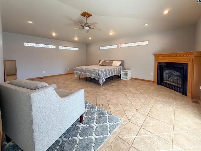 Photo of 315 E Forest Ave, South Hutchinson, KS