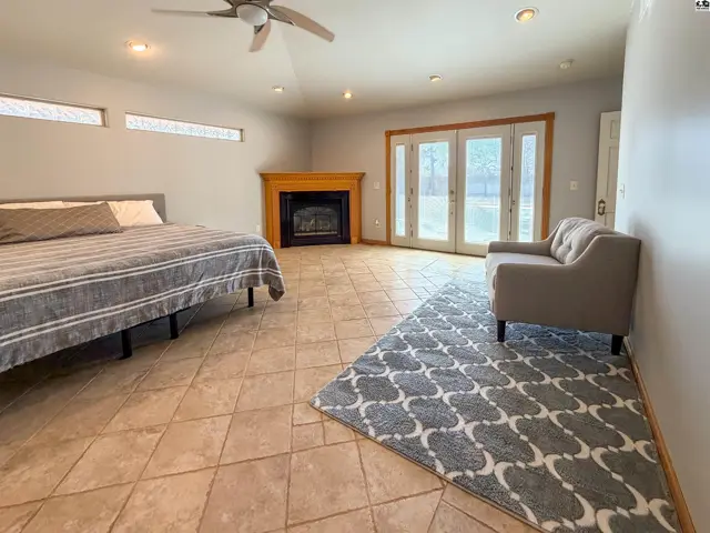 Photo of 315 E Forest Ave, South Hutchinson, KS