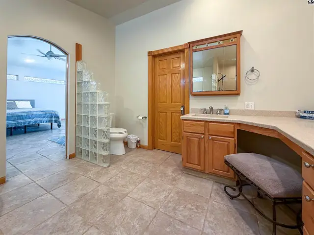Photo of 315 E Forest Ave, South Hutchinson, KS
