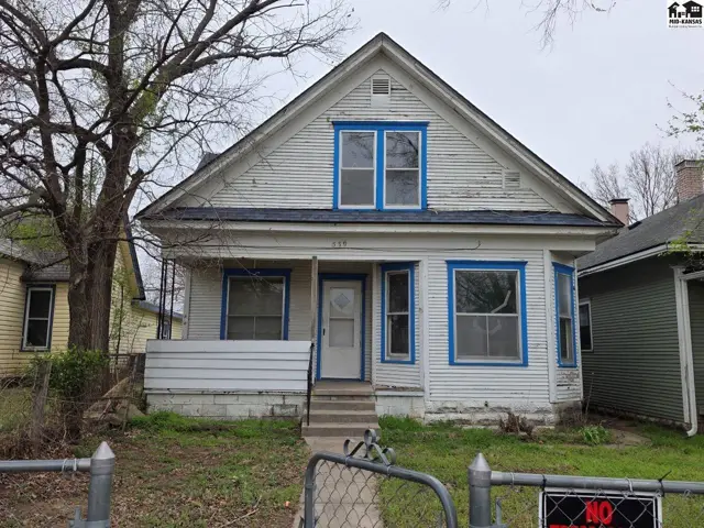Photo of 539 E Ave B, Hutchinson, KS