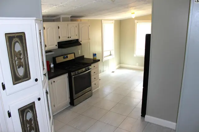 Photo of 528 W Cleveland St, Marion, KS
