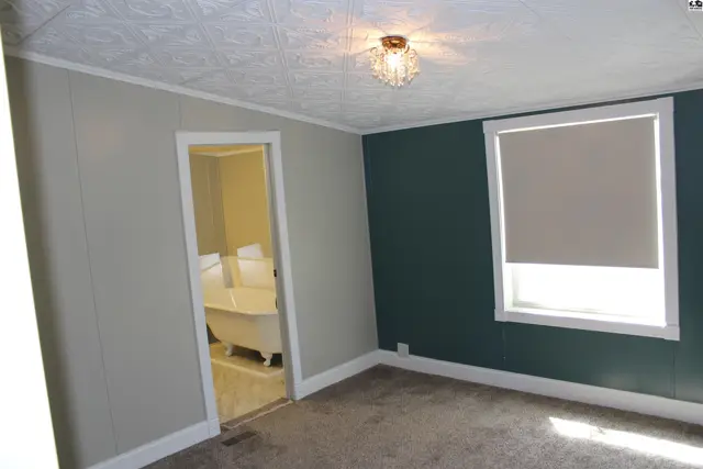 Photo of 528 W Cleveland St, Marion, KS
