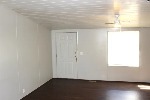 Photo of 528 W Cleveland St, Marion, KS