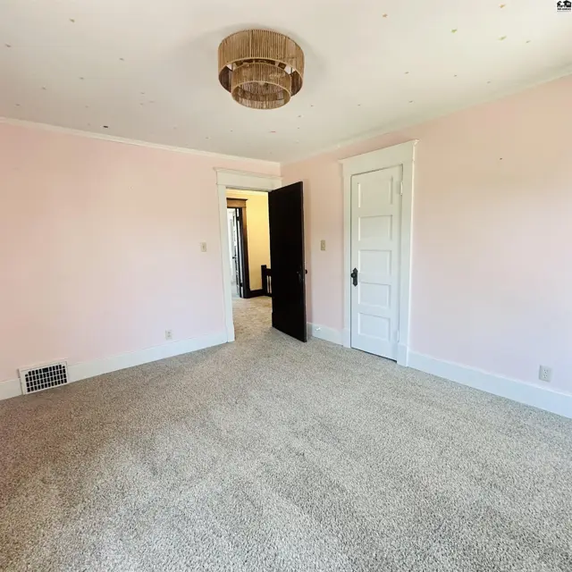 Photo of 502 N Jackson St, Pratt, KS