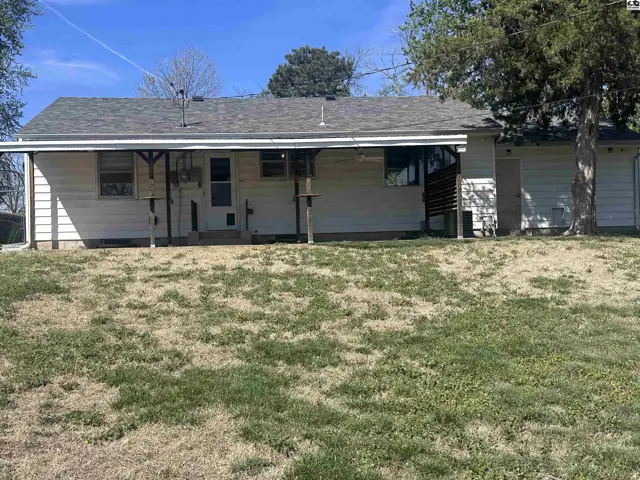 Photo of 314 Belmont Rd, Pratt, KS