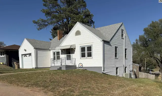 Photo of 906 N Cedar St, Medicine Lodge, KS