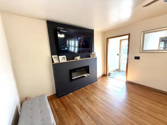 Photo of 906 N Cedar St, Medicine Lodge, KS