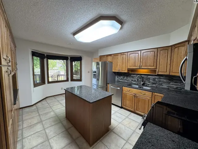 Photo of 1008 W 13th St, Larned, KS