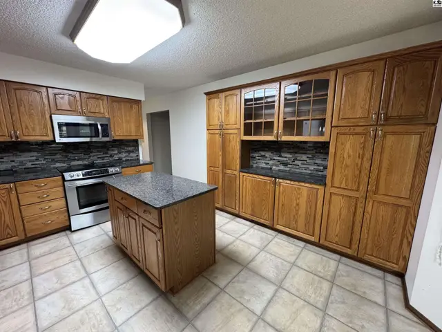 Photo of 1008 W 13th St, Larned, KS