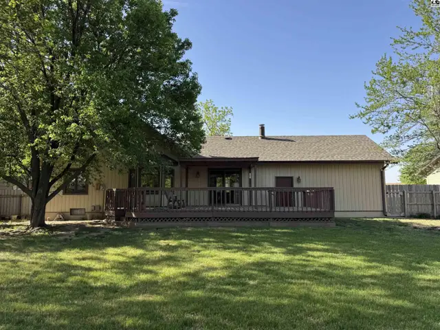 Photo of 1008 W 13th St, Larned, KS