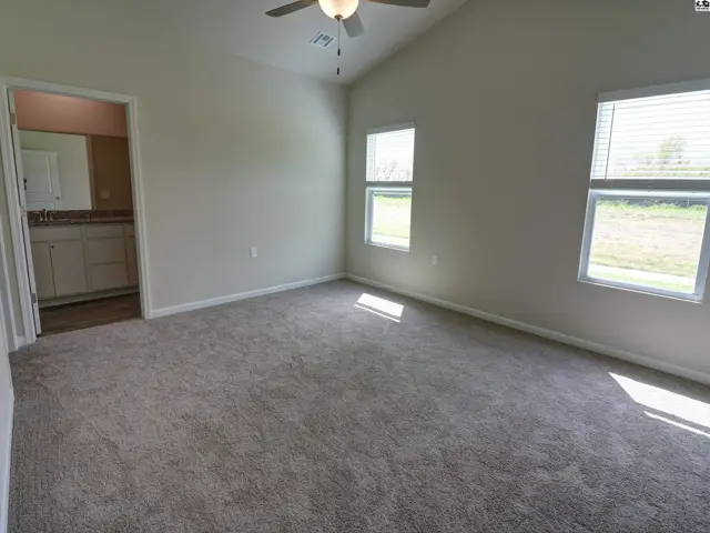 Photo of 1053 Clubhouse Dr, McPherson, KS