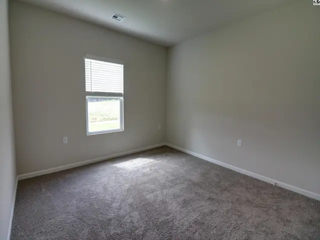 Photo of 1053 Clubhouse Dr, McPherson, KS