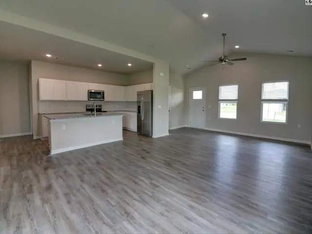 Photo of 1053 Clubhouse Dr, McPherson, KS