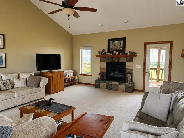 Photo of 10204 SW Eastridge Rd, Pratt, KS