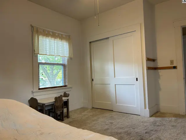 Photo of 802 W 3rd St, Pratt, KS