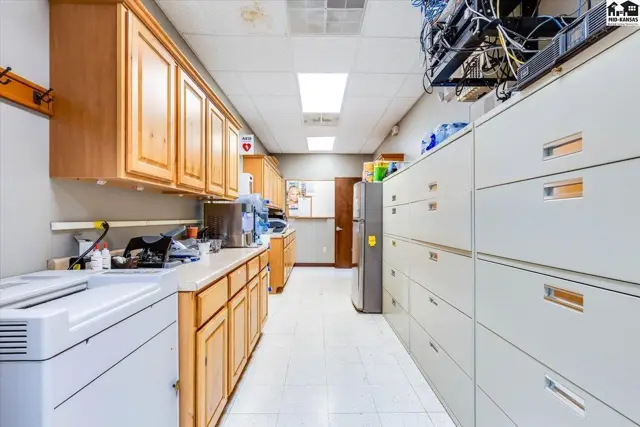 Photo of 811 E 30 Ave, Hutchinson, KS
