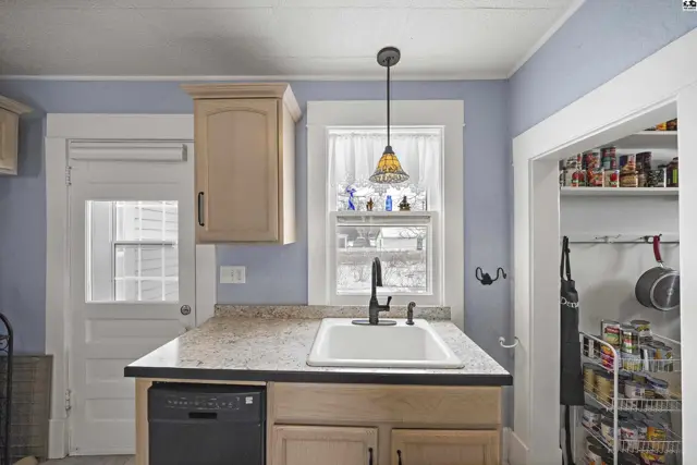 Photo of 210 Eagle St, Little River, KS