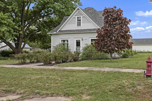 Photo of 210 Eagle St, Little River, KS