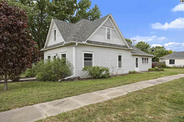 Photo of 210 Eagle St, Little River, KS