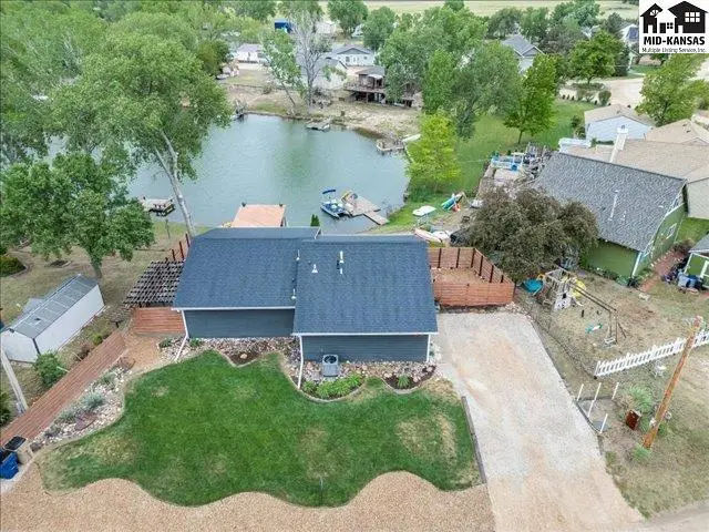 Photo of 249 Country View Ln, Sterling, KS