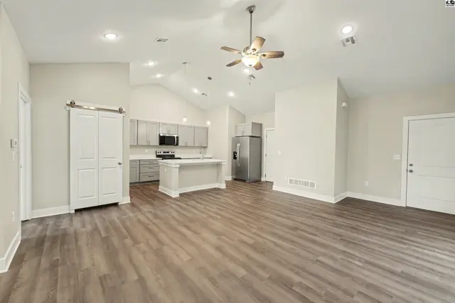 Photo of 2723 Amelia Ln, Salina, KS