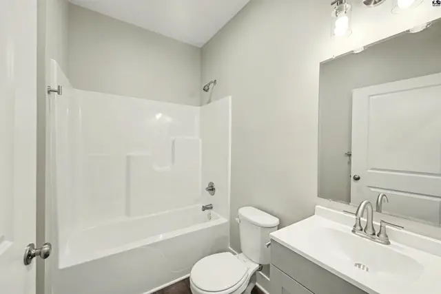 Photo of 2723 Amelia Ln, Salina, KS