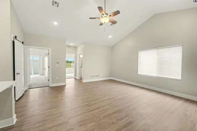 Photo of 2725 Amelia Ln, Salina, KS