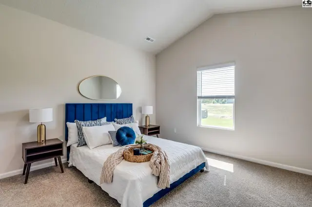 Photo of 1049 Clubhouse Dr, McPherson, KS