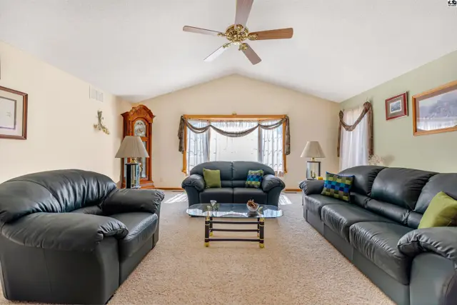 Photo of 19447 SW Meadowlark Rd, Rose Hill, KS
