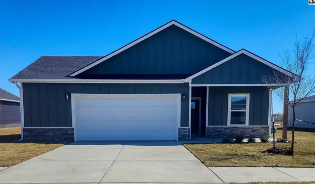 Photo of 1005 Spring Creek Rd, McPherson, KS