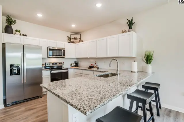 Photo of 1005 Spring Creek Rd, McPherson, KS