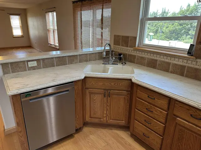 Photo of 10350 SW Lakeview Dr, Pratt, KS