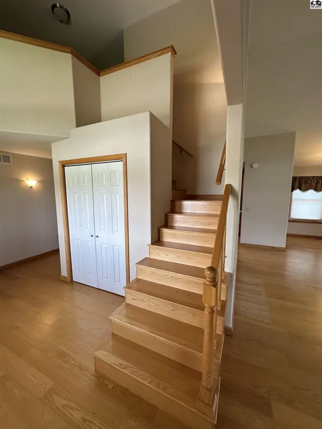 Photo of 10350 SW Lakeview Dr, Pratt, KS