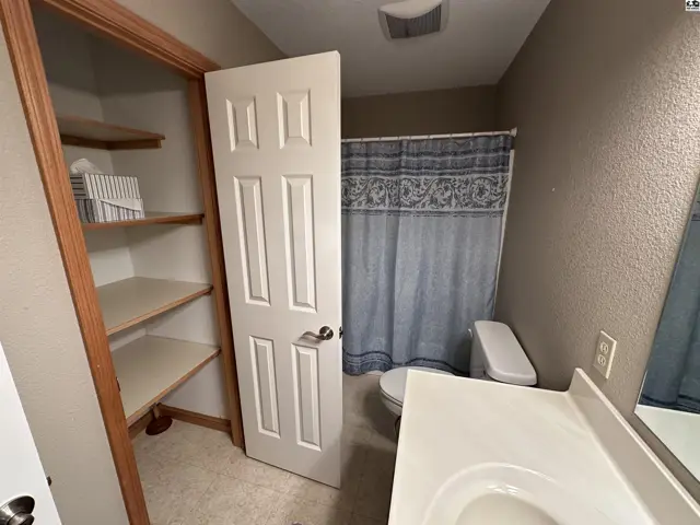 Photo of 10350 SW Lakeview Dr, Pratt, KS