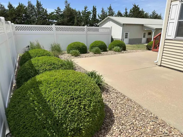 Photo of 10350 SW Lakeview Dr, Pratt, KS